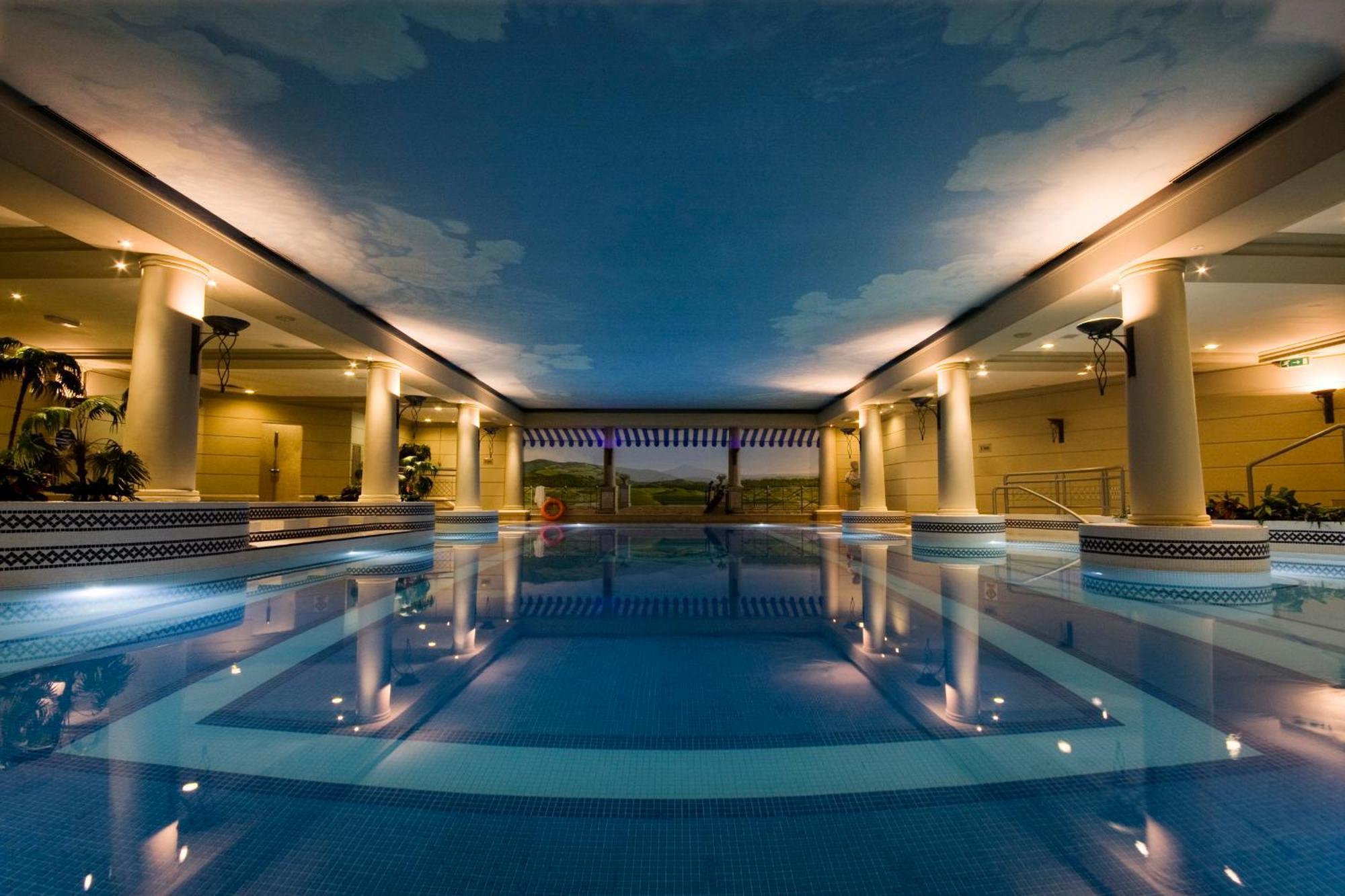 Hunter Lodges By Celtic Manor Newport  Eksteriør billede