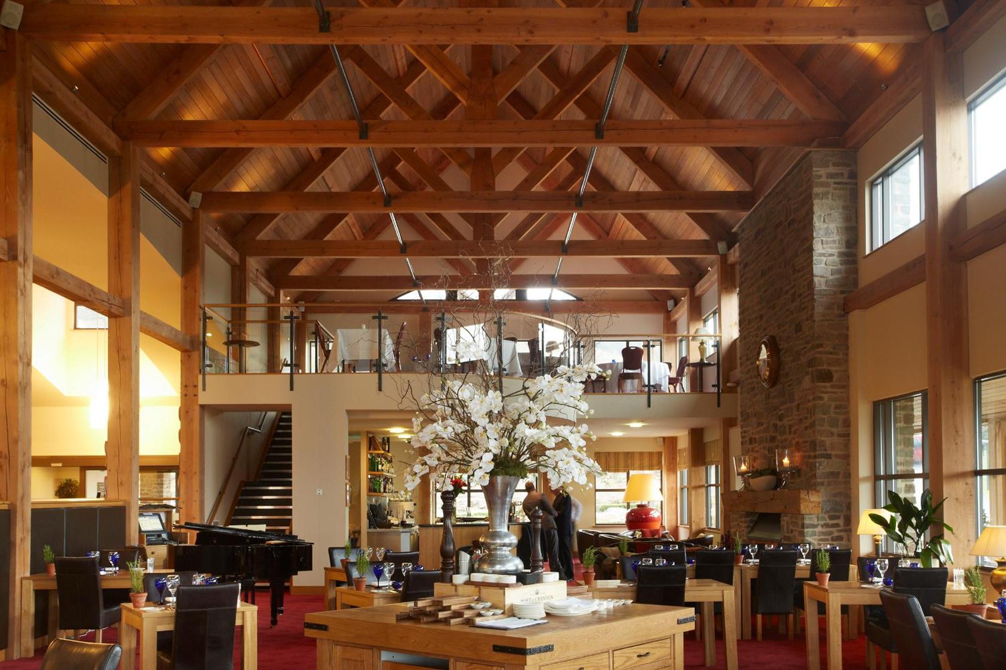 Hunter Lodges By Celtic Manor Newport  Eksteriør billede