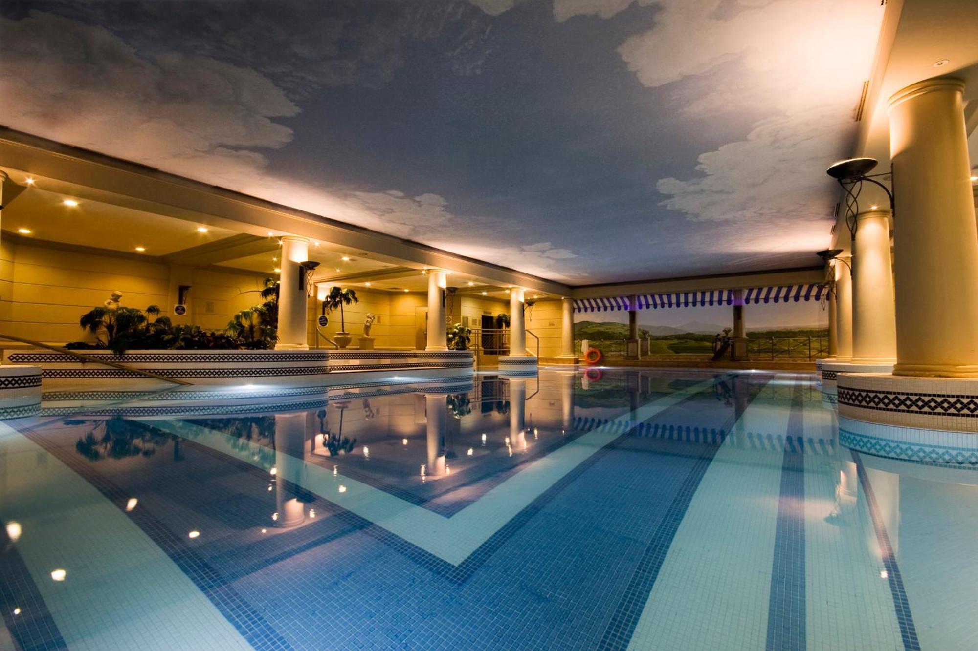 Hunter Lodges By Celtic Manor Newport  Eksteriør billede