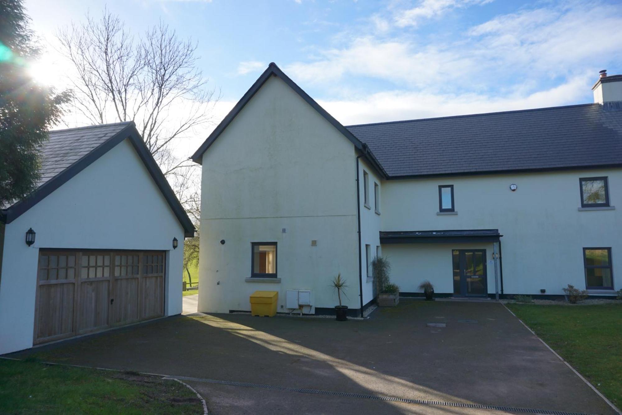 Hunter Lodges By Celtic Manor Newport  Eksteriør billede